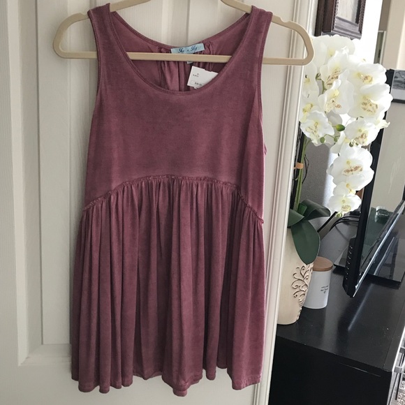 She + Sky Light Burgundy Tie Detail Tank Top - Picture 3 of 7